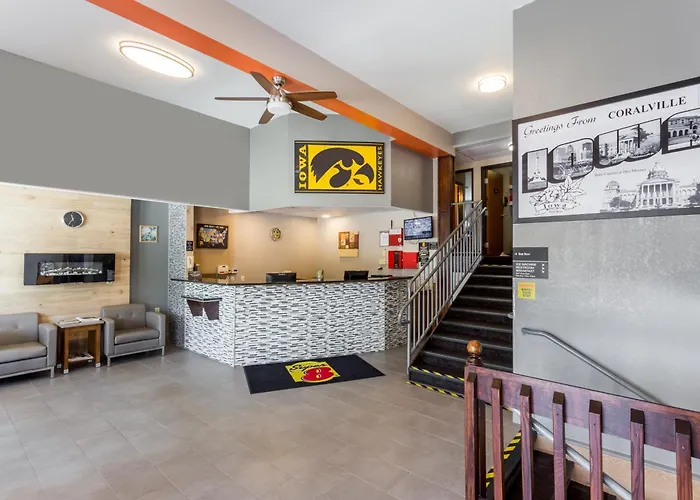 Super 8 By Wyndham Iowa City/Coralville