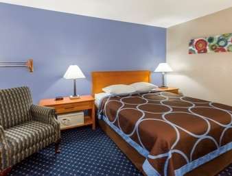 Hotel Super 8 By Wyndham Iowa City/coralville Coralville