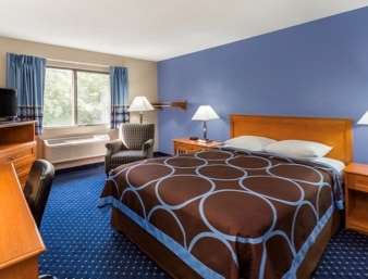 Super 8 By Wyndham Iowa City/coralville Coralville