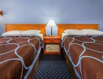 Hotel Super 8 By Wyndham Iowa City/coralville 2*