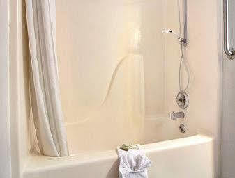 Hotel Super 8 By Wyndham Iowa City/coralville