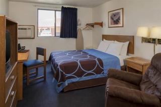 Hotel Super 8 By Wyndham Iowa City/coralville 2*